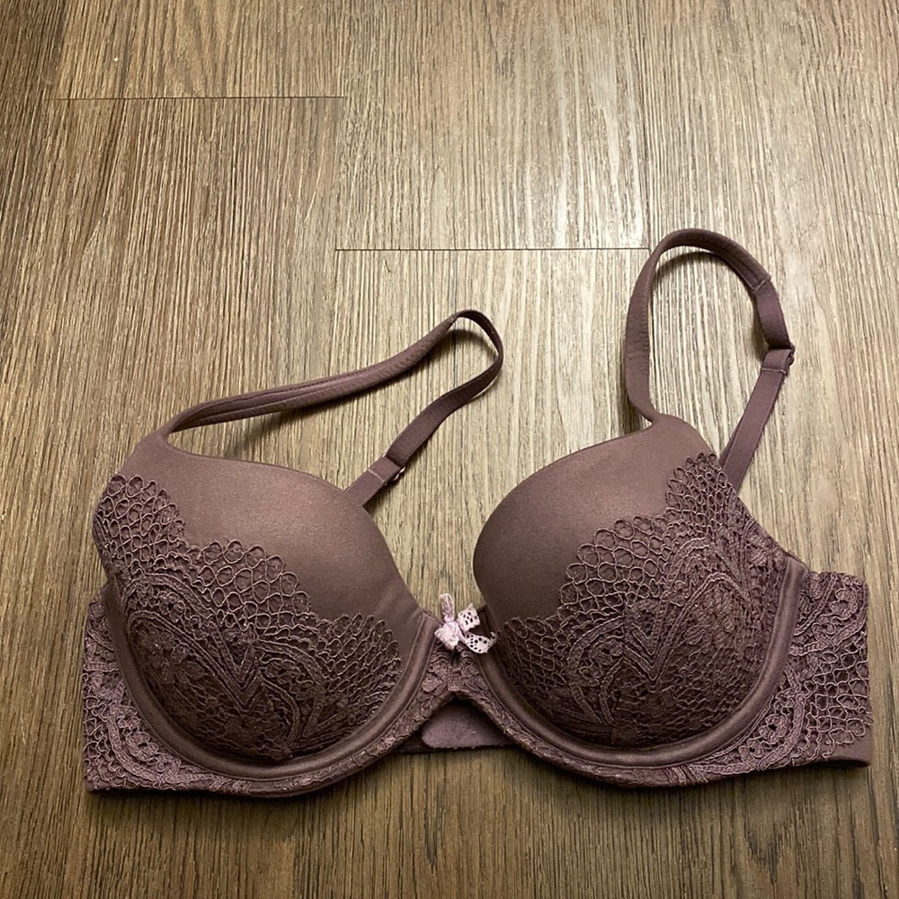 VS Demi bra